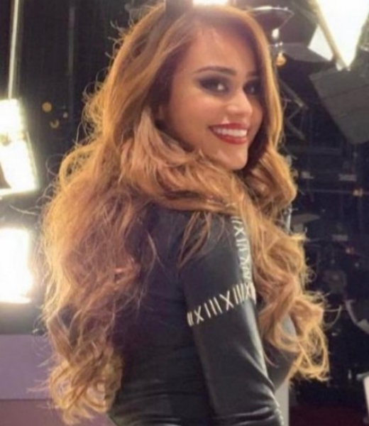 BabeAda Bisexual,Tall,Blonde,German,Red