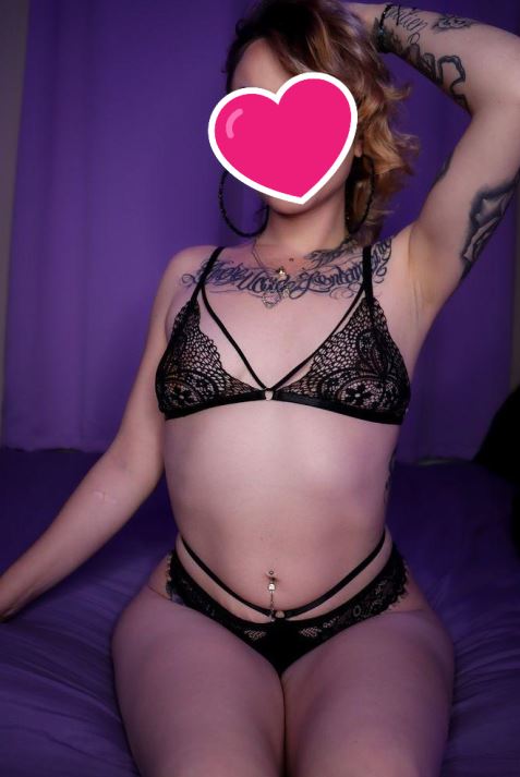 Slila 22 5'3 or under(160cm),Bisexual,Blonde,Red,Ladies