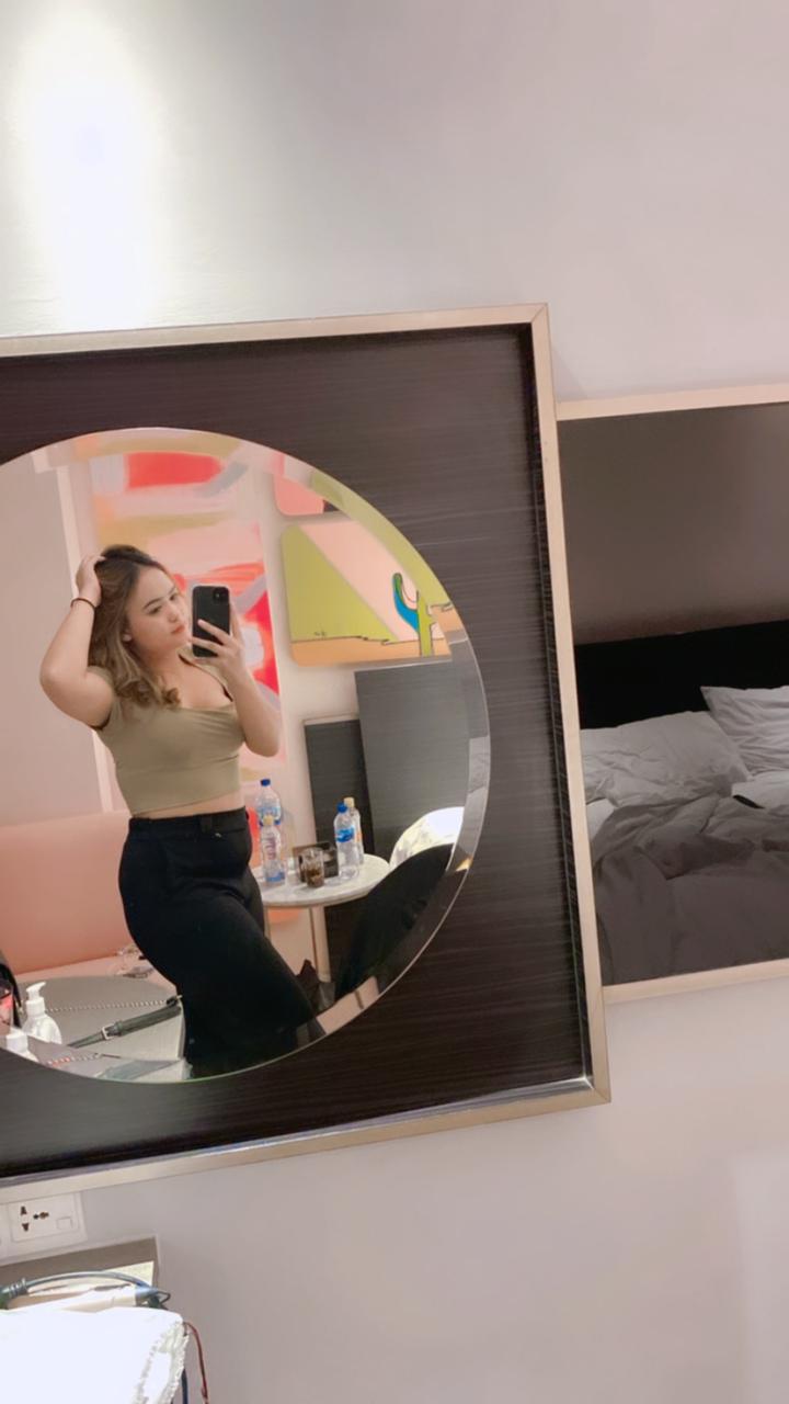 AlsaSuper0 Female,5'3 or under(160cm),Bisexual, 75kg,Men