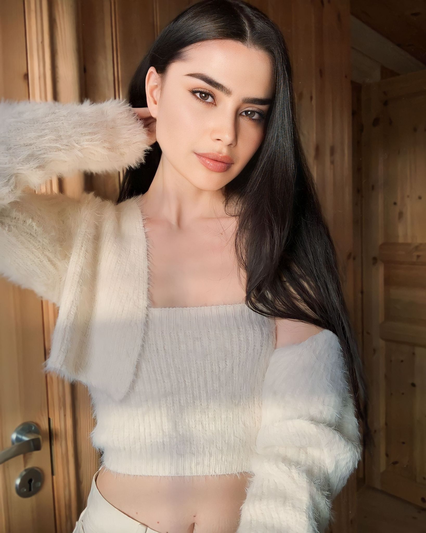SuperCindy Female,Bisexual,Tall,Grey,Couples