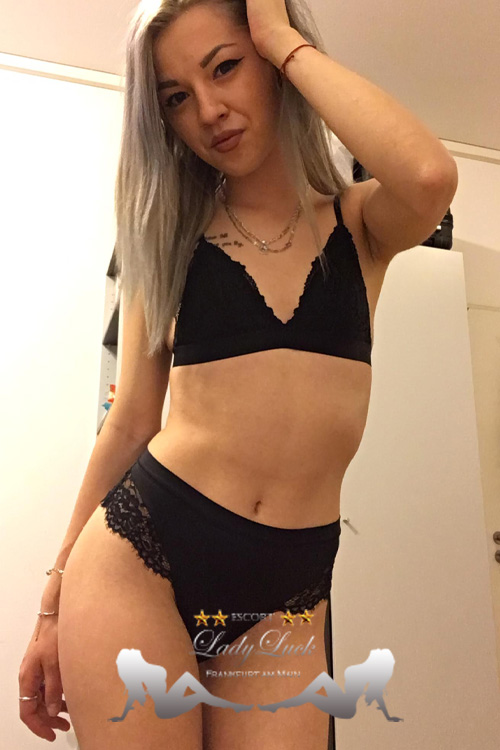 BABE0Mina022 5'3 or under(160cm),Bisexual,Grey,Chinese,Men