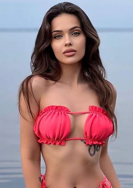 Slut0Kiki22 5'3 or under(160cm),Blonde,German,Black,European