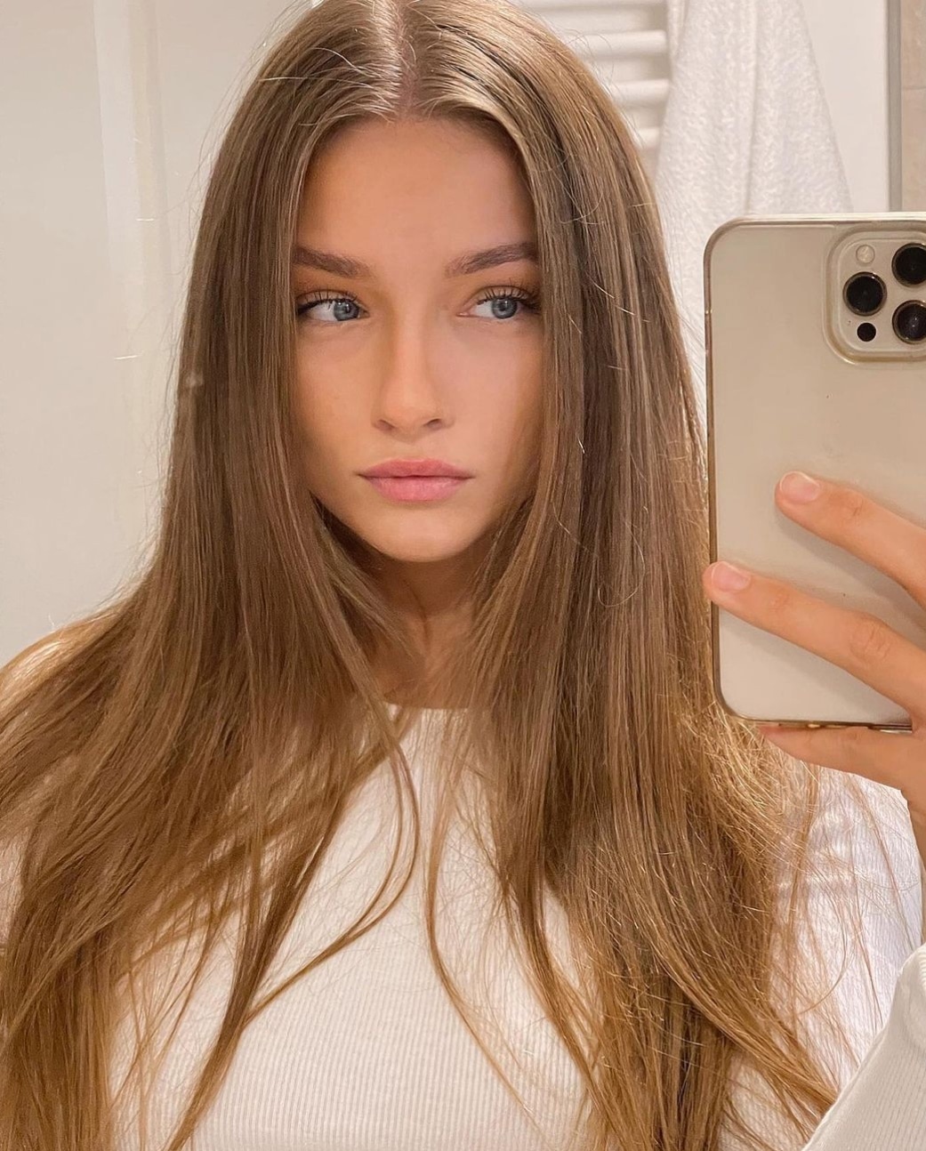 AliceBEST111 5'3 or under(160cm),Tall,Blonde,Black,Caucasion