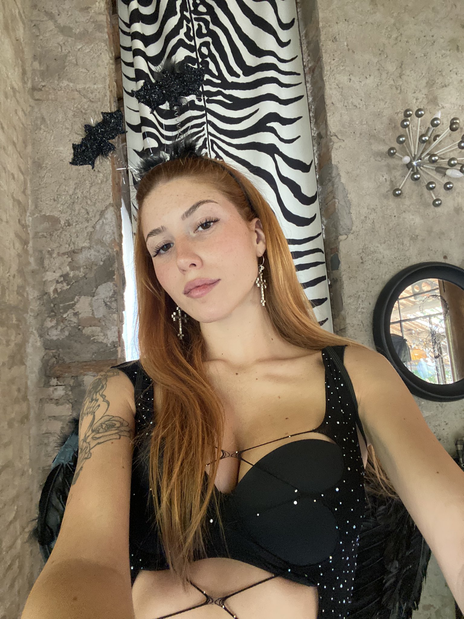Diana babe0 Bisexual,Spanish,A cup,Green,66-70kg