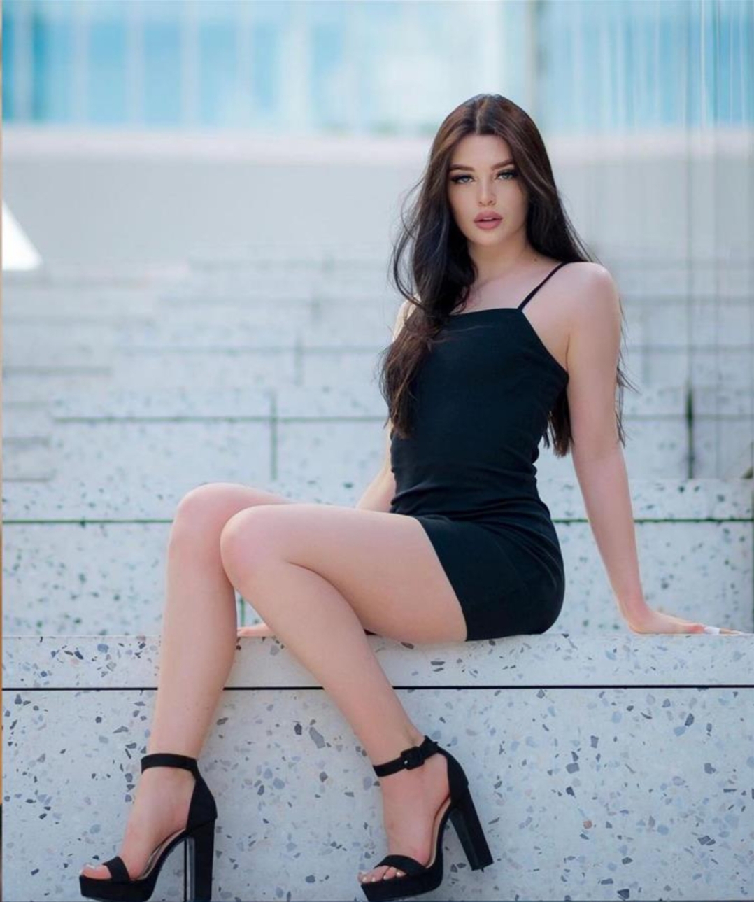 Daisy00 Bisexual,Blonde,Spanish,Hazel,41-45kg