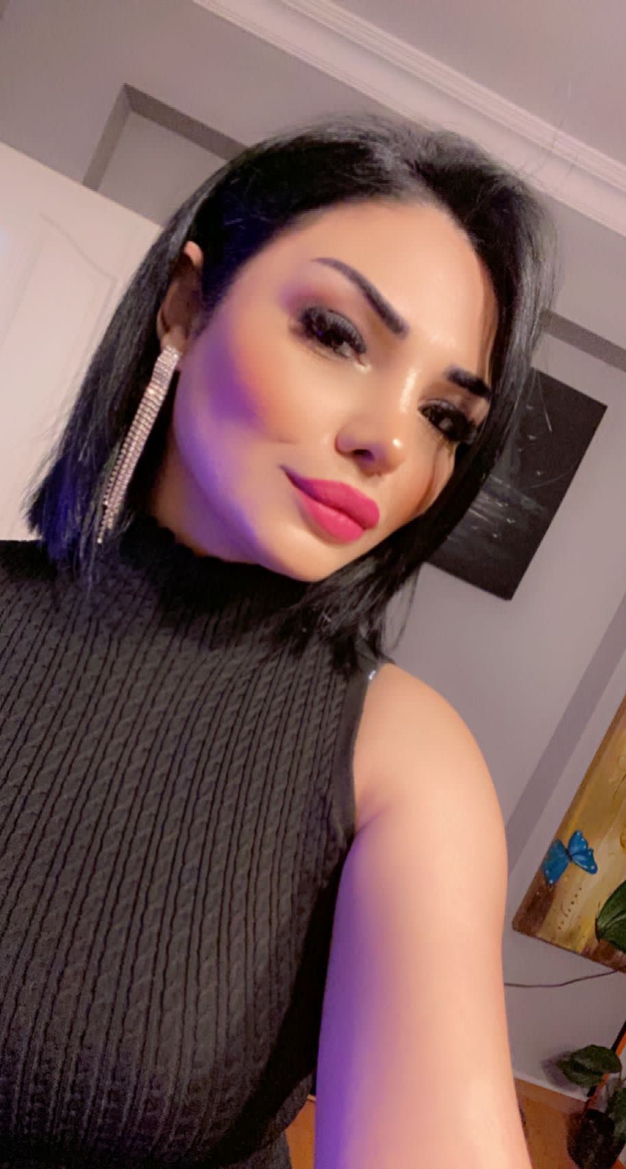 Daisy00 Bisexual,Blonde,Spanish,Hazel,41-45kg
