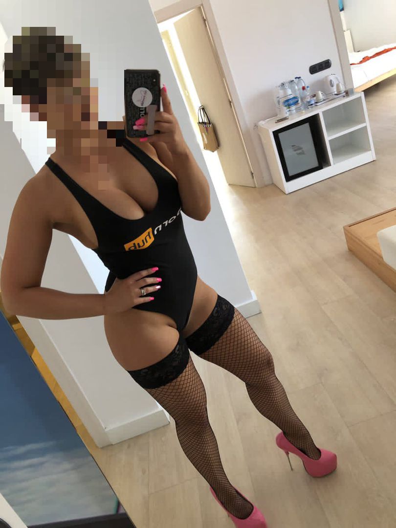 Jenny Newbabe01 5'3 or under(160cm),Bisexual,Spanish,41-45kg,Vietnamese