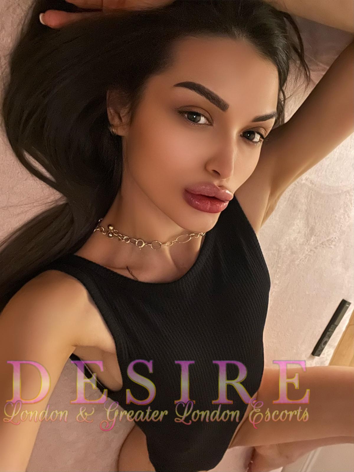 Sheryl sexy 5'3 or under(160cm),Bisexual,Tall,HH cup,Transsexuals